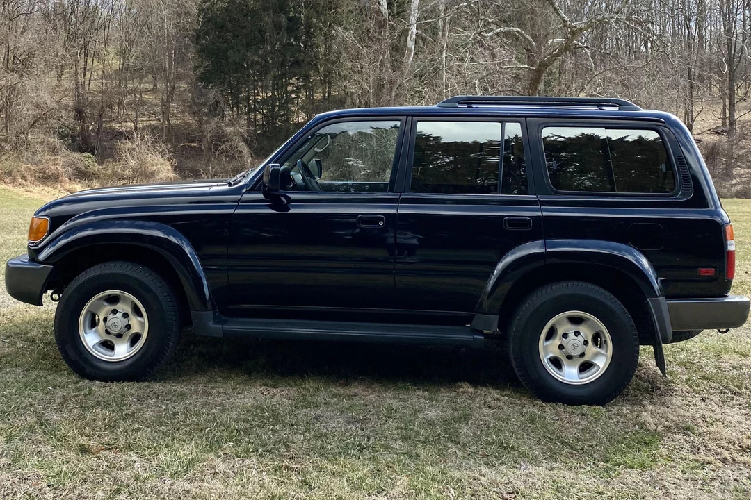 1997 Toyota J80 Land Cruiser - Image 9 of 31