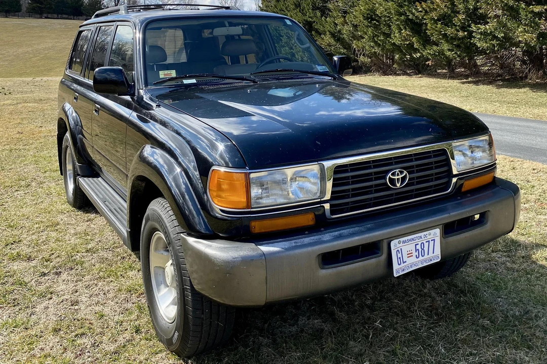 1997 Toyota J80 Land Cruiser - Image 2 of 31