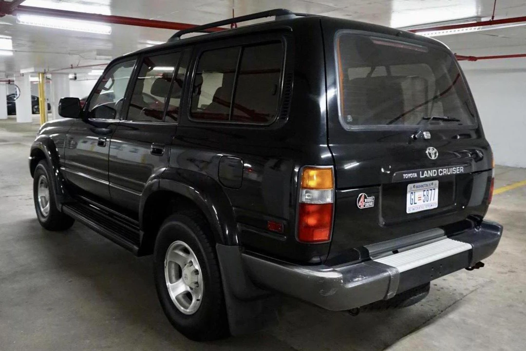 1997 Toyota J80 Land Cruiser - Image 4 of 31