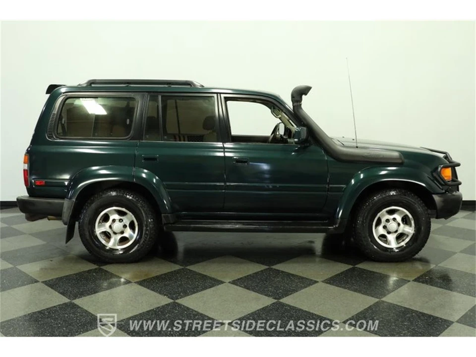 1997 Toyota J80 Land Cruiser - Image 13 of 31