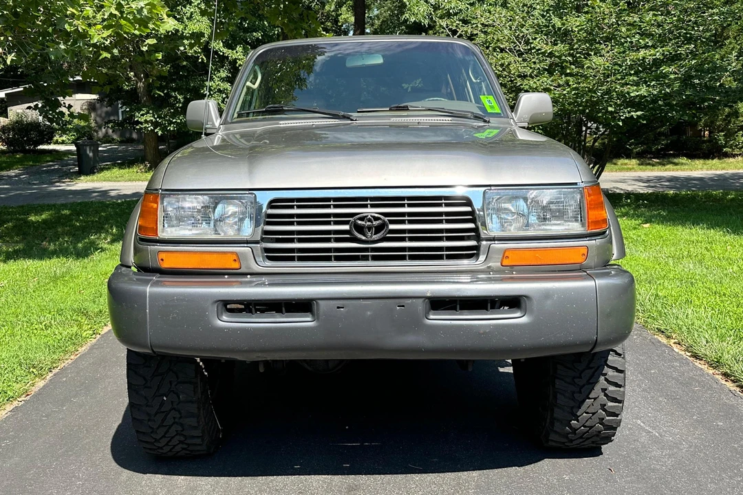 1997 Toyota J80 Land Cruiser - Image 2 of 31