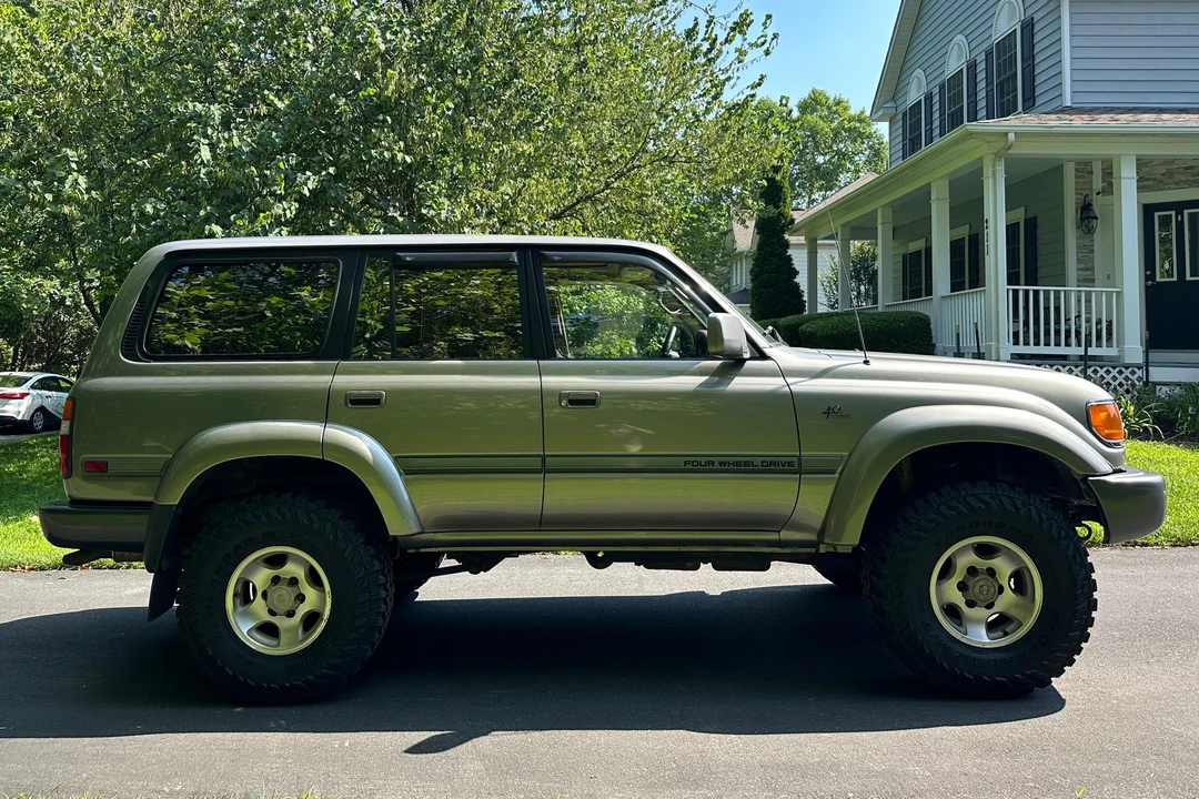 1997 Toyota J80 Land Cruiser - Image 3 of 31
