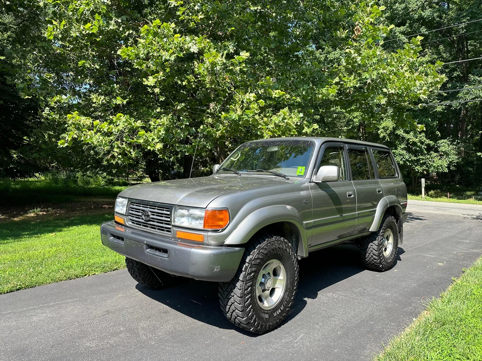 1997 Toyota J80 Land Cruiser - Image 9 of 31