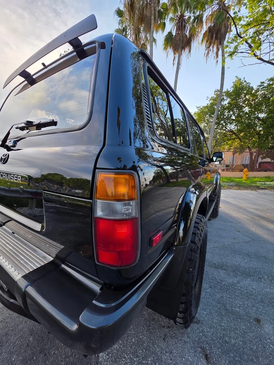 1997 Toyota J80 Land Cruiser - Image 22 of 31