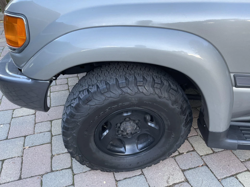 1997 Toyota J80 Land Cruiser - Image 19 of 31
