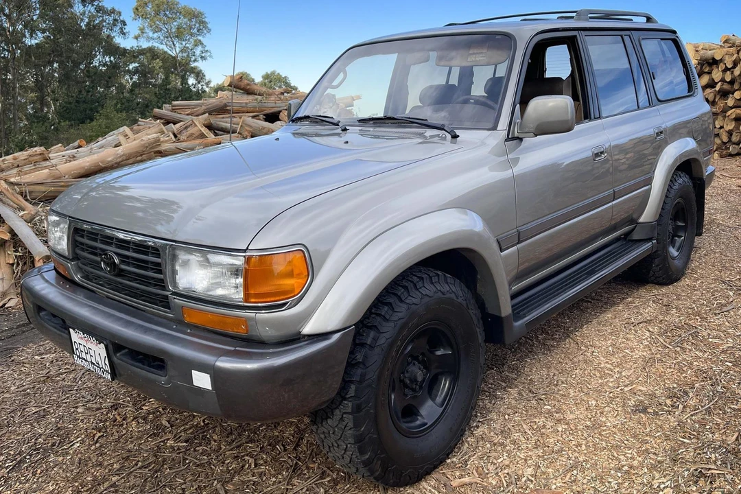 1997 Toyota J80 Land Cruiser - Image 6 of 31