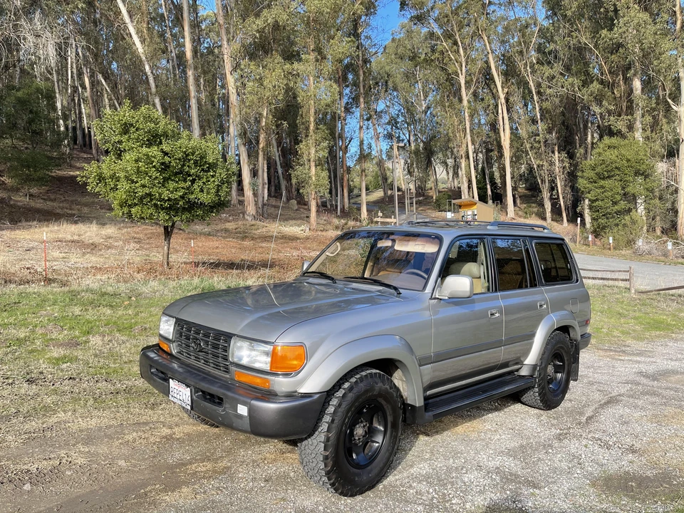 1997 Toyota J80 Land Cruiser - Image 9 of 31