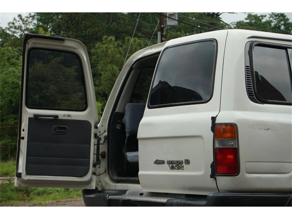 1997 Toyota J80 Land Cruiser - Image 14 of 29