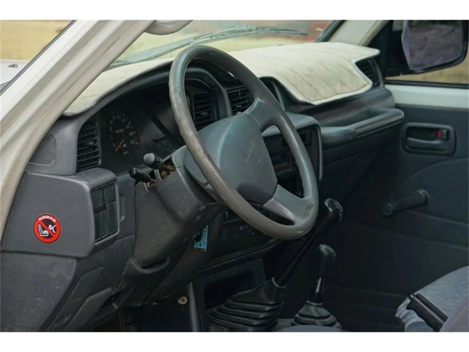 1997 Toyota J80 Land Cruiser - Image 16 of 29