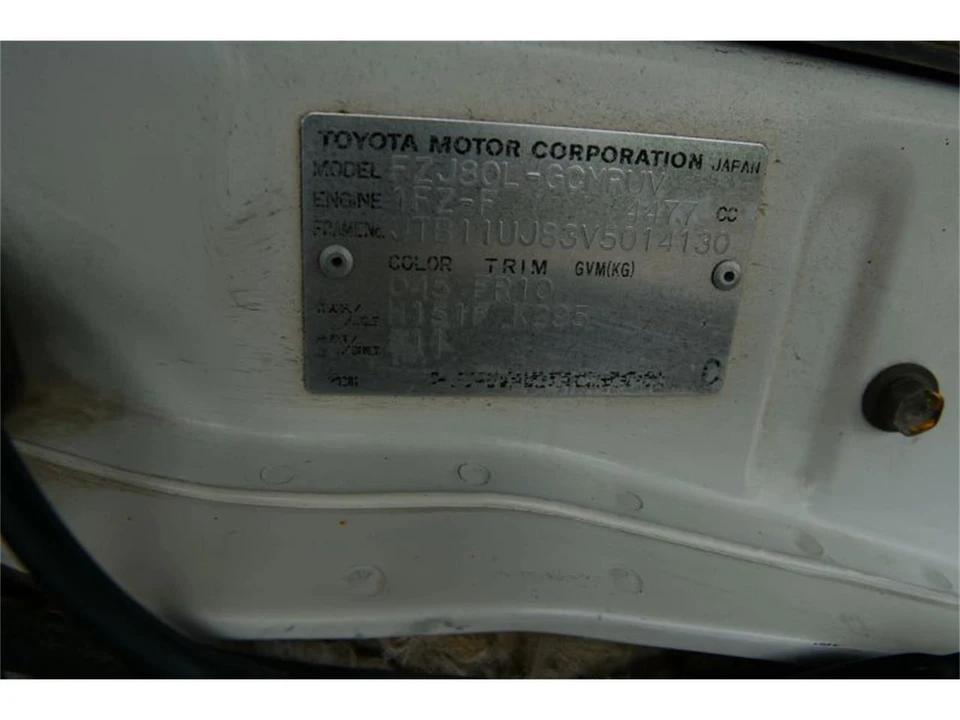 1997 Toyota J80 Land Cruiser - Image 28 of 29
