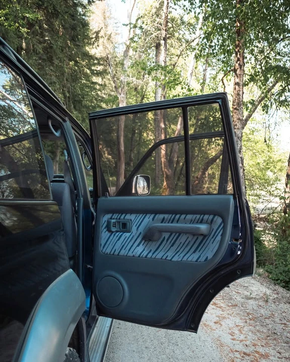 1997 Toyota J90 Land Cruiser Prado - Image 11 of 20