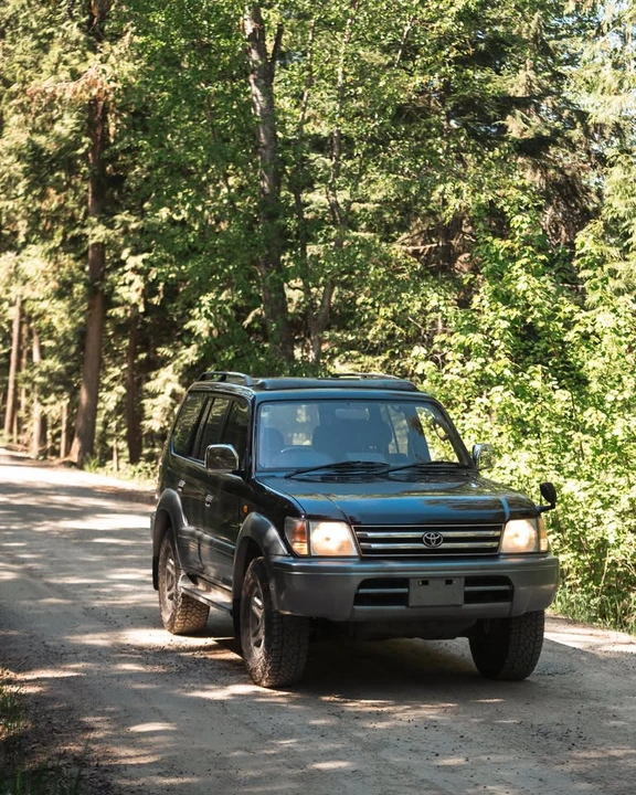 1997 Toyota J90 Land Cruiser Prado - Image 3 of 20