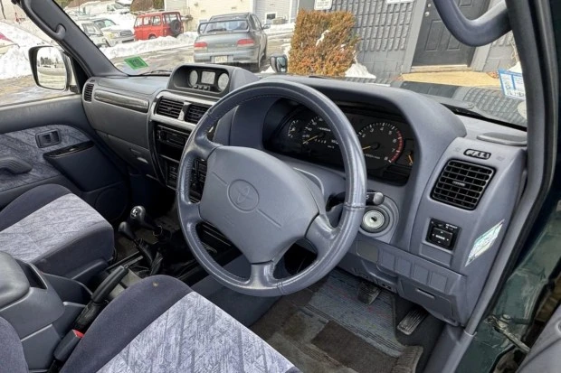 1997 Toyota J90 Land Cruiser Prado - Image 5 of 7