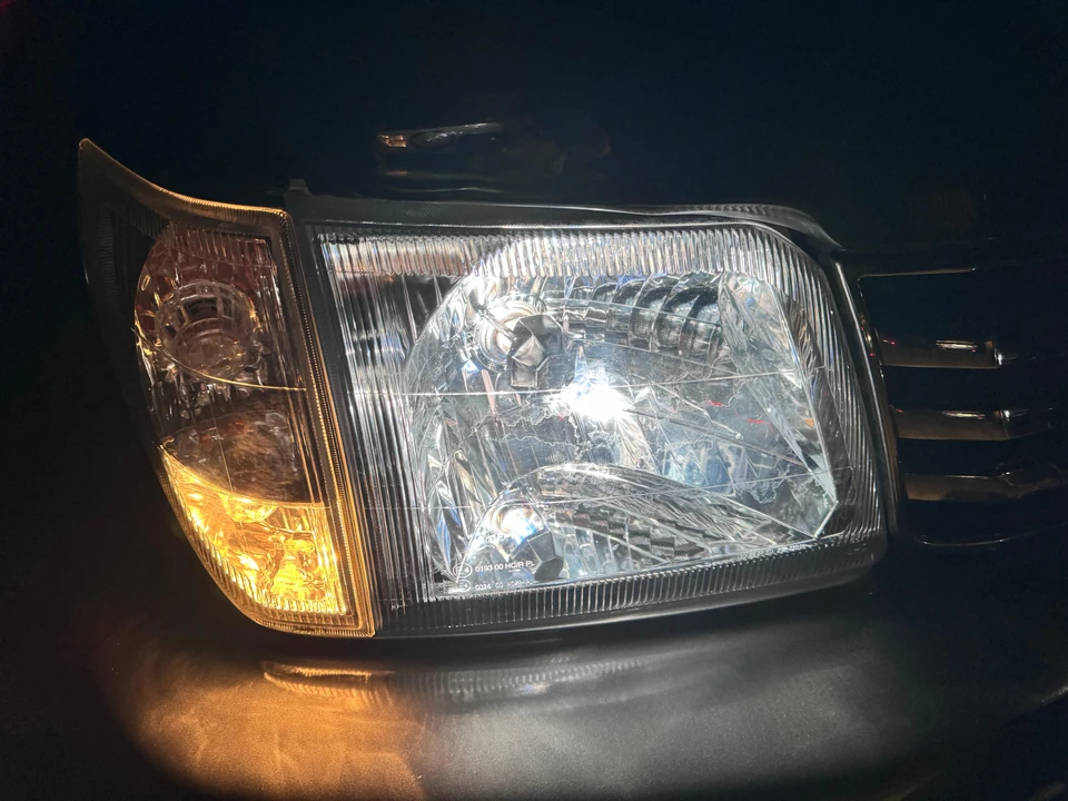 1997 Toyota J90 Land Cruiser Prado - Image 22 of 31