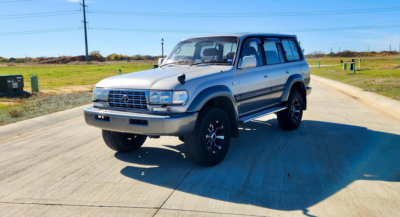 1997 Toyota J80 Land Cruiser - Image 12 of 31