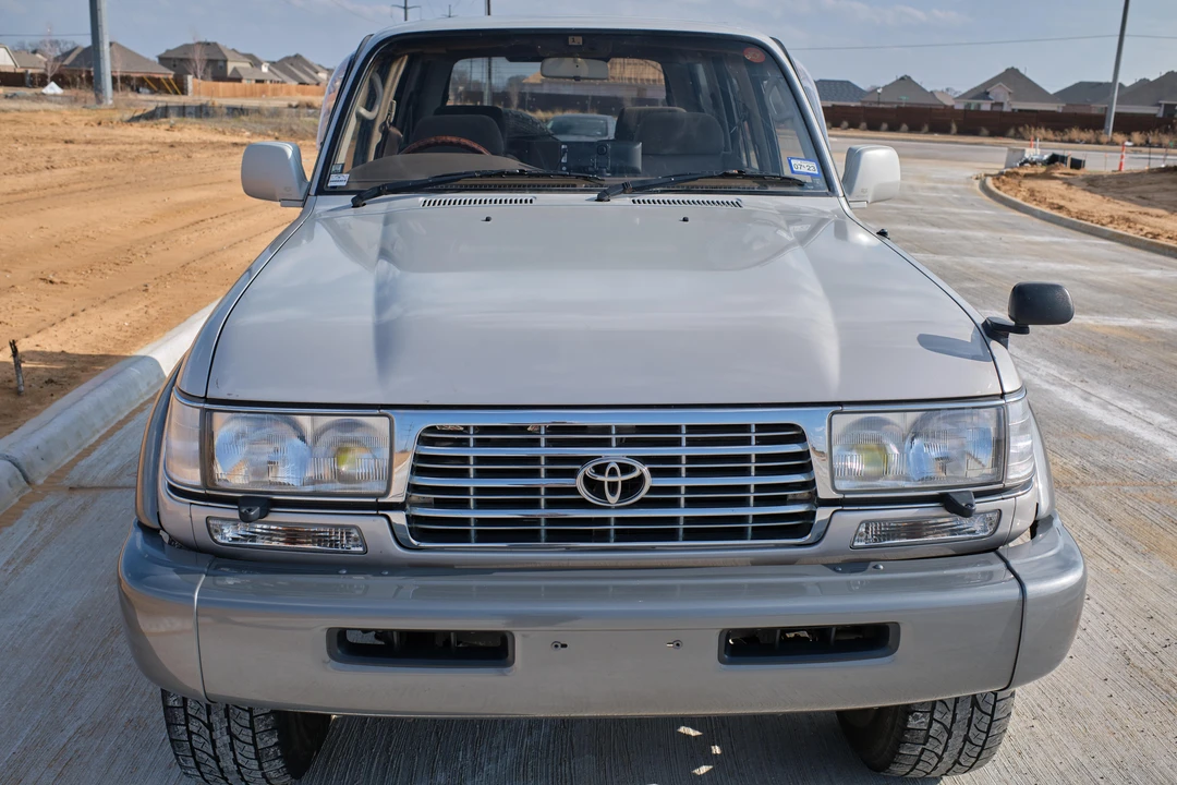 1997 Toyota J80 Land Cruiser - Image 9 of 31