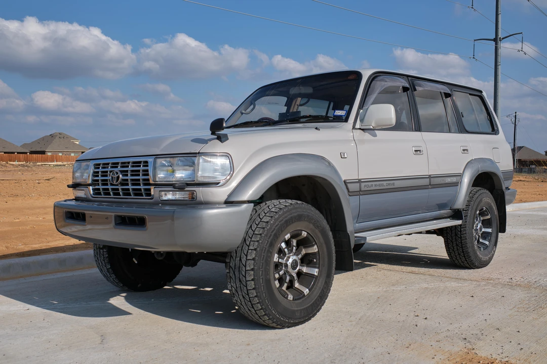 1997 Toyota J80 Land Cruiser - Image 15 of 31