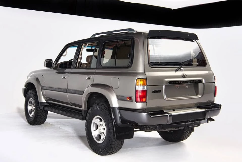 1997 Toyota J80 Land Cruiser - Image 8 of 20