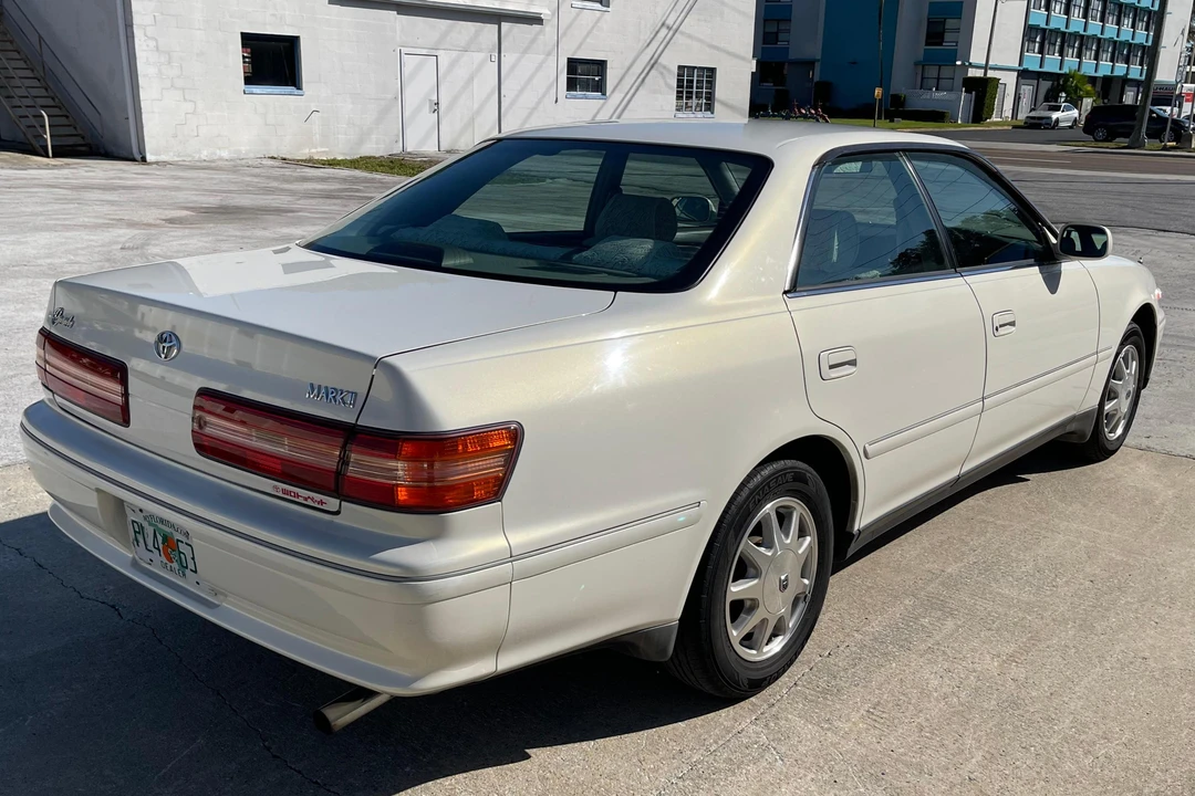 1997 Toyota Mark II 8th Gen - Image 4 of 31
