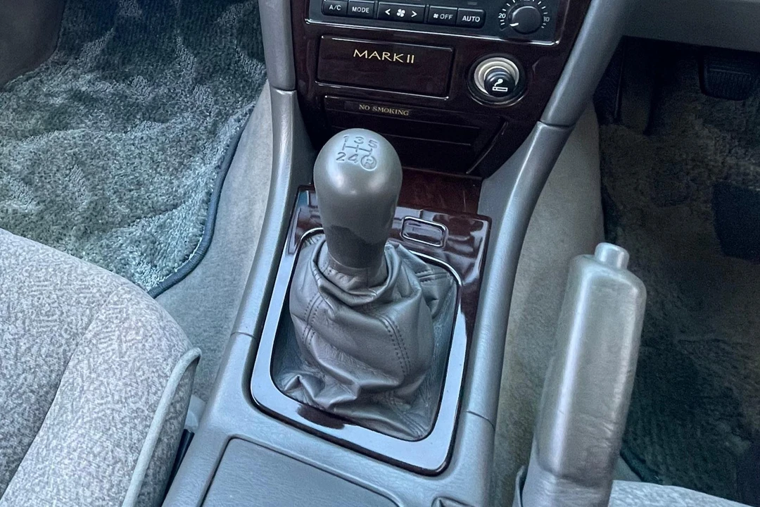 1997 Toyota Mark II 8th Gen - Image 25 of 31
