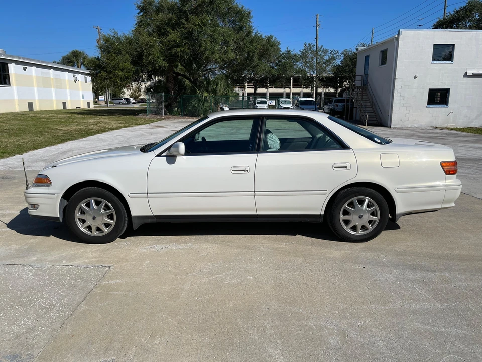 1997 Toyota Mark II 8th Gen - Image 6 of 31