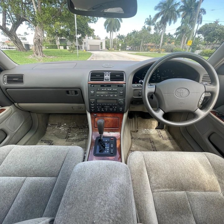 1997 Toyota Avalon 1st Gen - Image 25 of 31