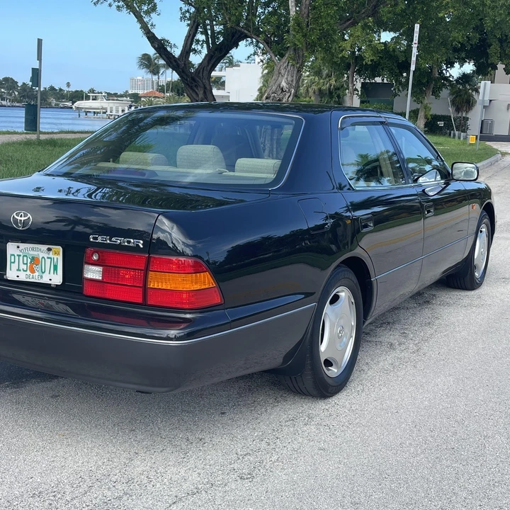 1997 Toyota Avalon 1st Gen - Image 11 of 31