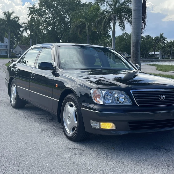 1997 Toyota Avalon 1st Gen - Image 2 of 31