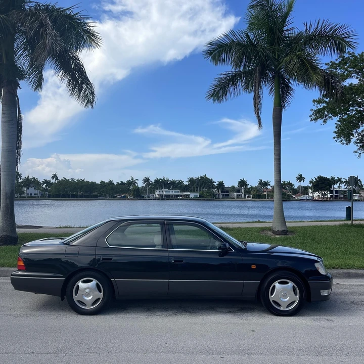 1997 Toyota Avalon 1st Gen - Image 7 of 31