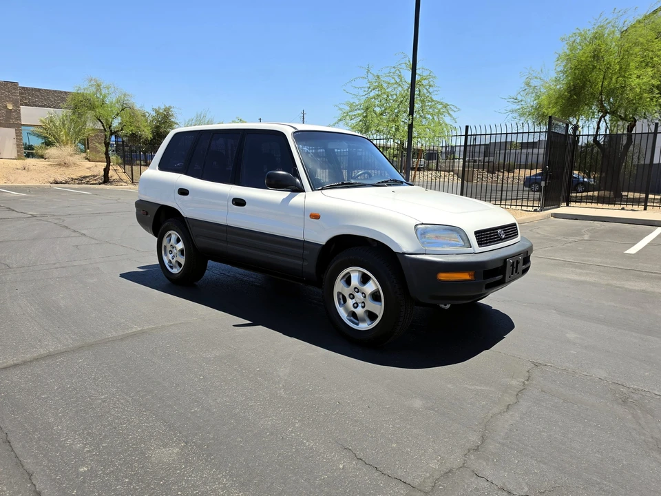 1997 Toyota RAV4 1st Gen - Image 3 of 31