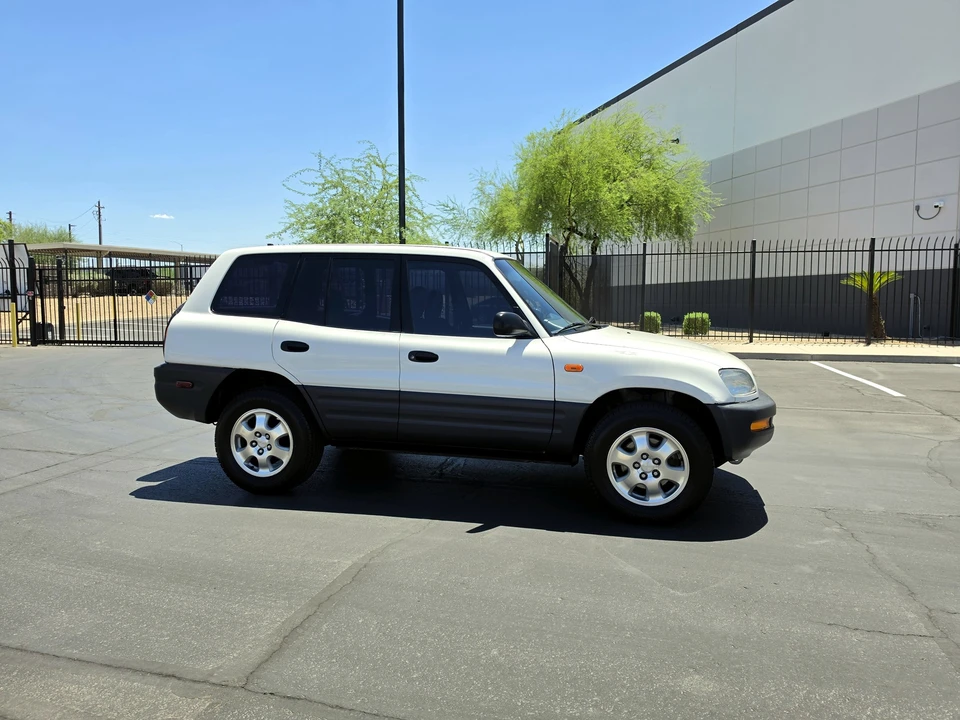 1997 Toyota RAV4 1st Gen - Image 31 of 31