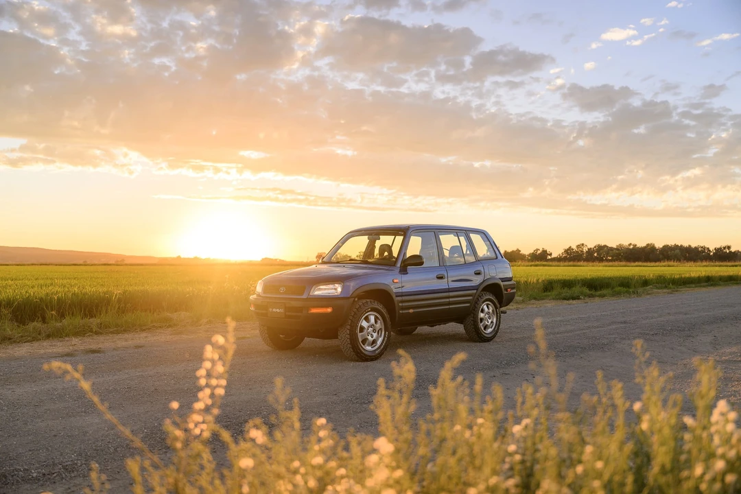 1997 Toyota RAV4 1st Gen - Image 2 of 31