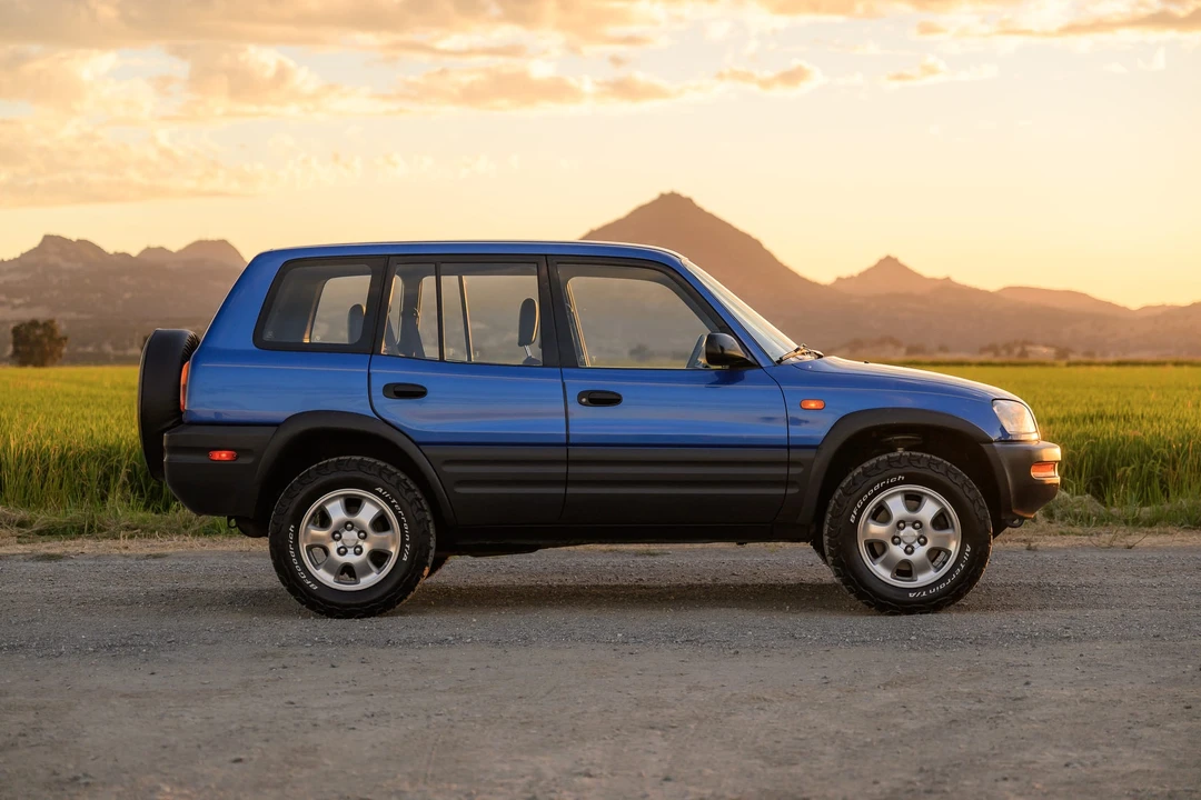 1997 Toyota RAV4 1st Gen - Image 21 of 31
