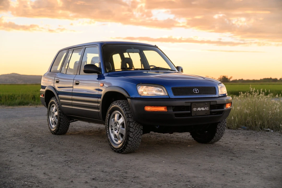 1997 Toyota RAV4 1st Gen - Image 16 of 31
