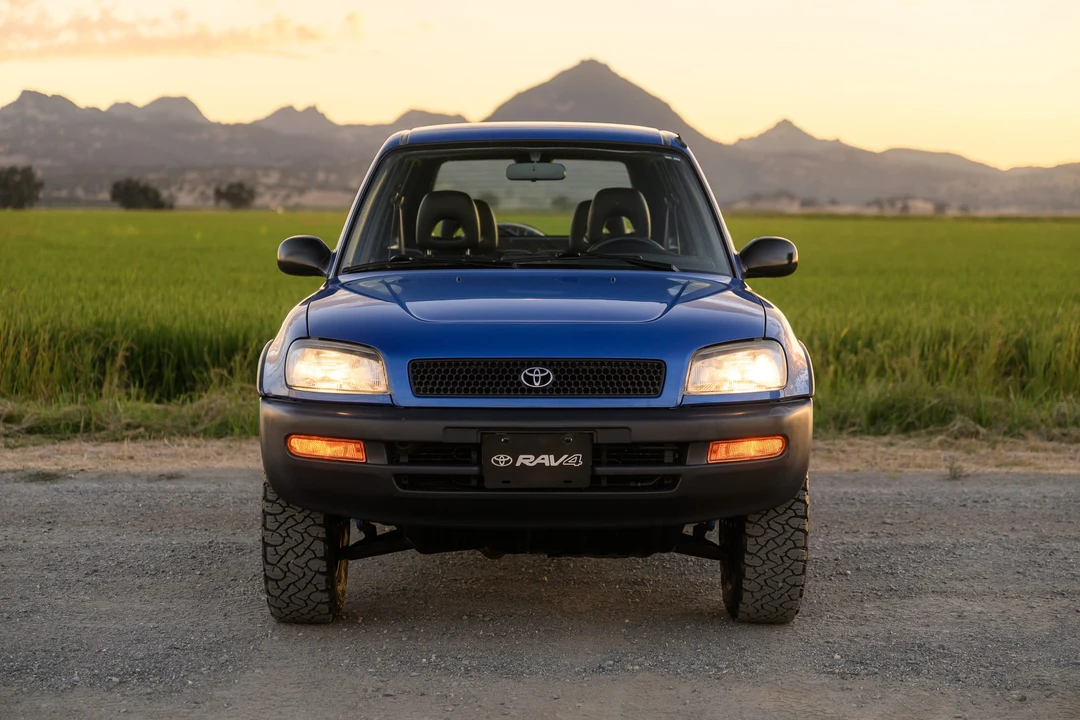 1997 Toyota RAV4 1st Gen - Image 13 of 31
