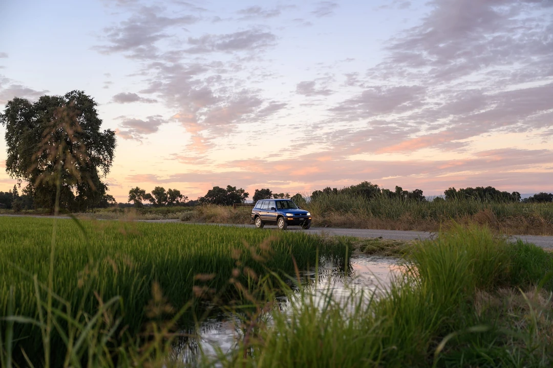 1997 Toyota RAV4 1st Gen - Image 15 of 31