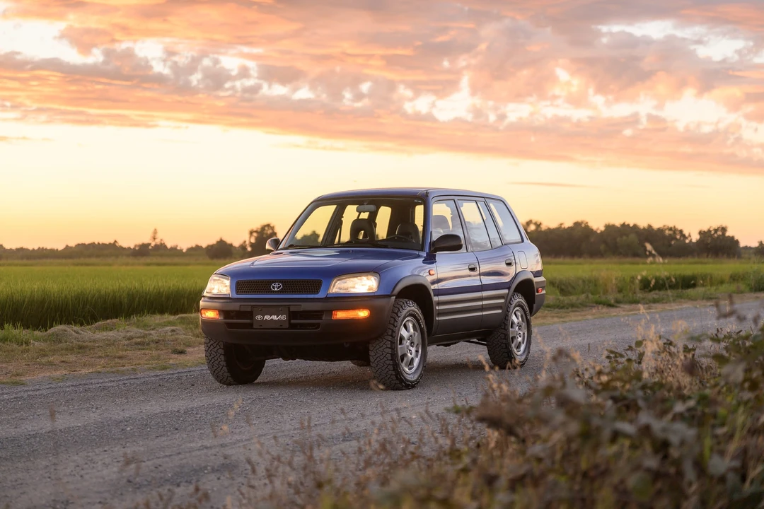 1997 Toyota RAV4 1st Gen - Image 7 of 31