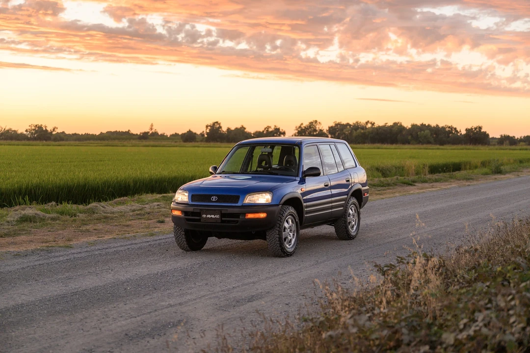 1997 Toyota RAV4 1st Gen - Image 8 of 31