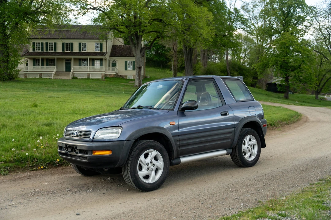 1997 Toyota RAV4 1st Gen - Image 18 of 31