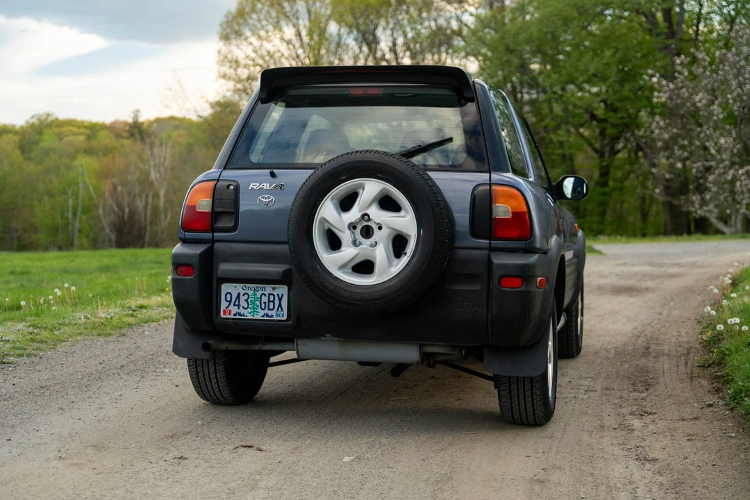 1997 Toyota RAV4 1st Gen - Image 29 of 31