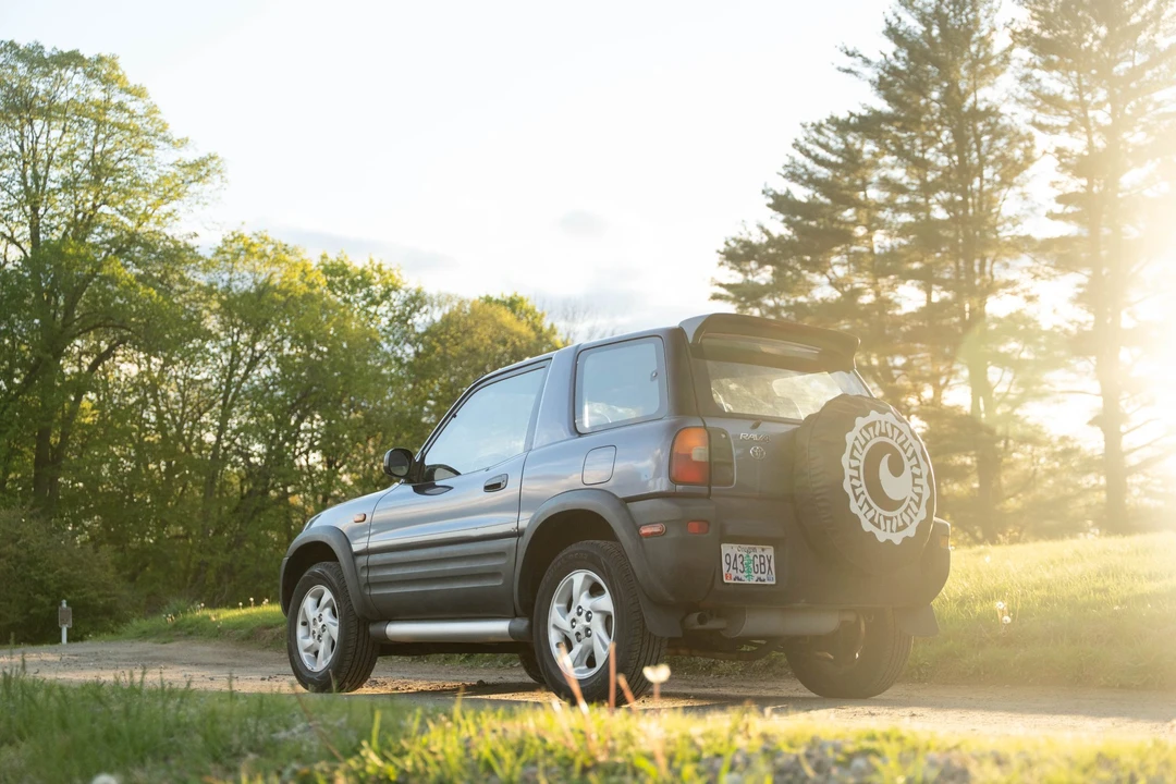 1997 Toyota RAV4 1st Gen - Image 23 of 31