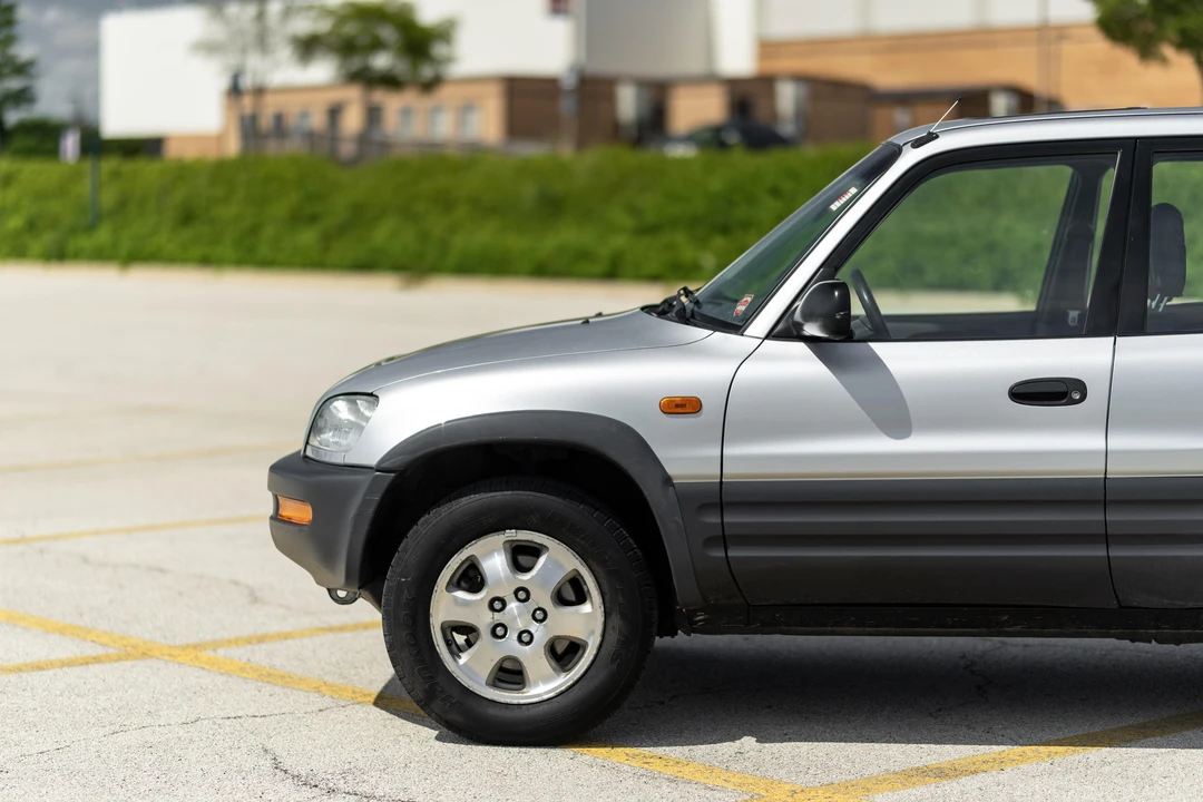 1997 Toyota RAV4 1st Gen - Image 22 of 31