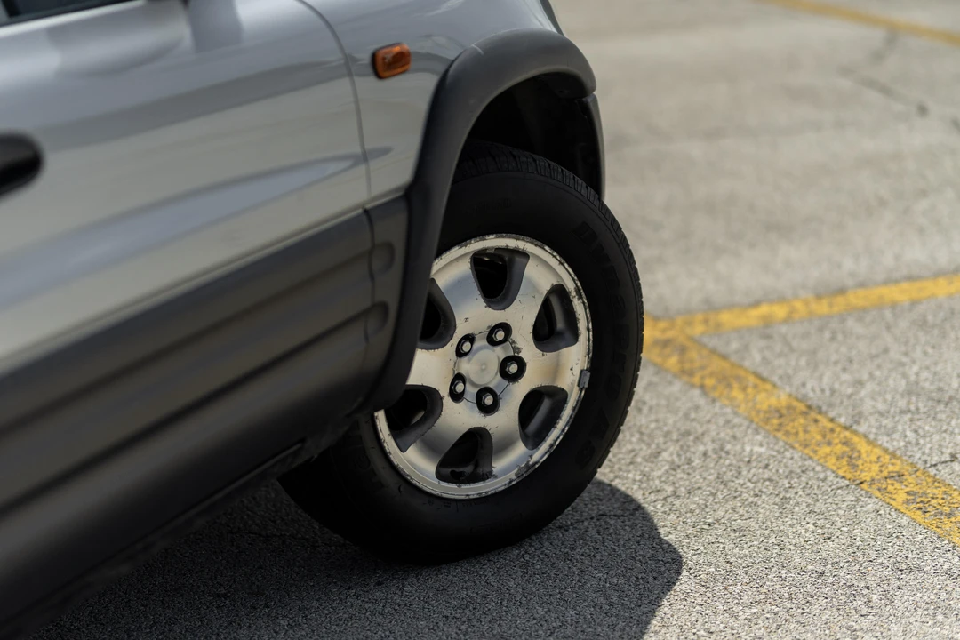 1997 Toyota RAV4 1st Gen - Image 29 of 31