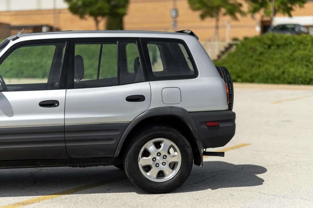 1997 Toyota RAV4 1st Gen - Image 23 of 31