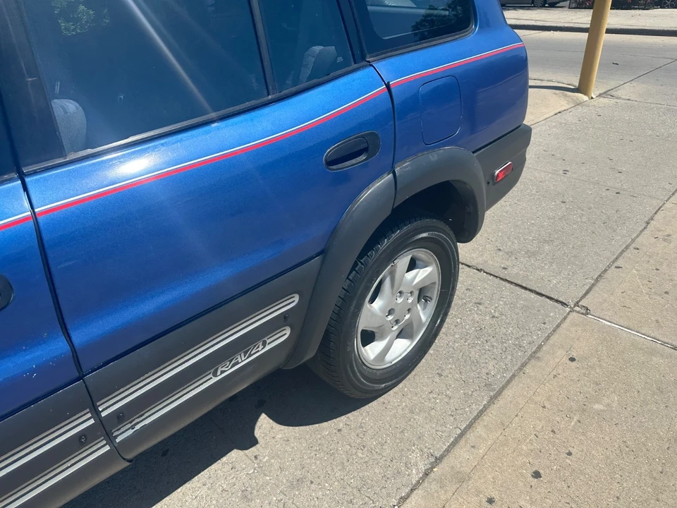 1997 Toyota RAV4 1st Gen - Image 8 of 20