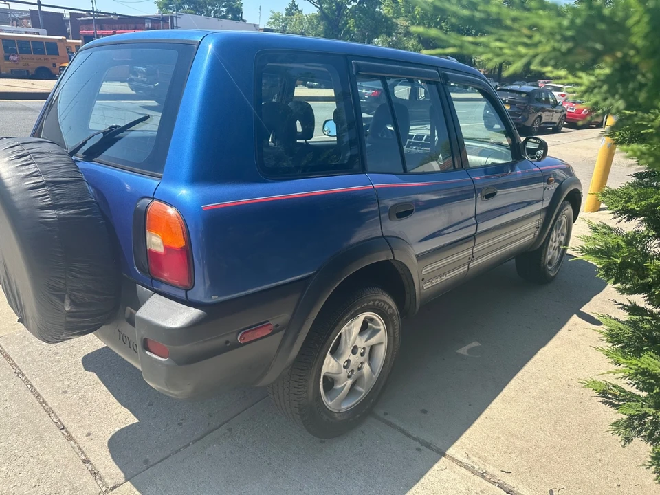 1997 Toyota RAV4 1st Gen - Image 4 of 20