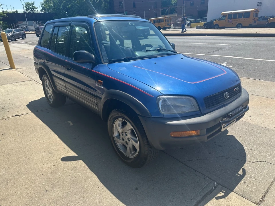 1997 Toyota RAV4 1st Gen - Image 6 of 20