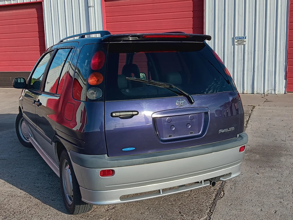 1997 Toyota Raum 1st Gen - Image 10 of 31