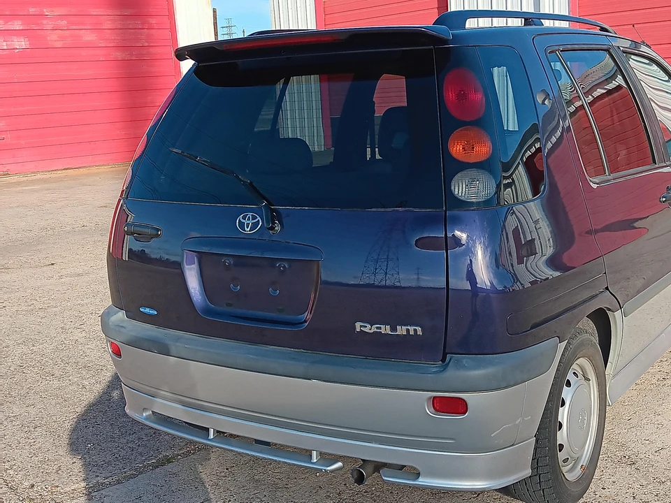 1997 Toyota Raum 1st Gen - Image 18 of 31