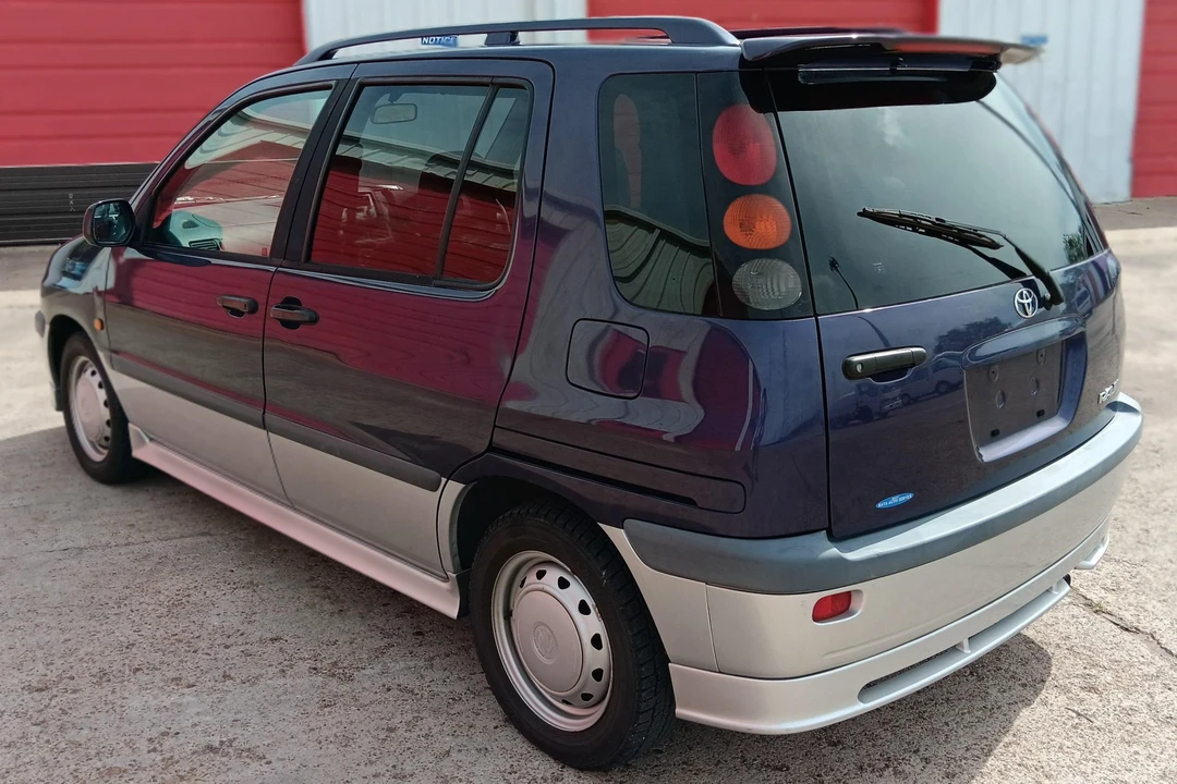 1997 Toyota Raum 1st Gen - Image 4 of 31